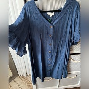 Women’s Blue Tunic Shirt with Button Detail Size Large NWT Never Worn